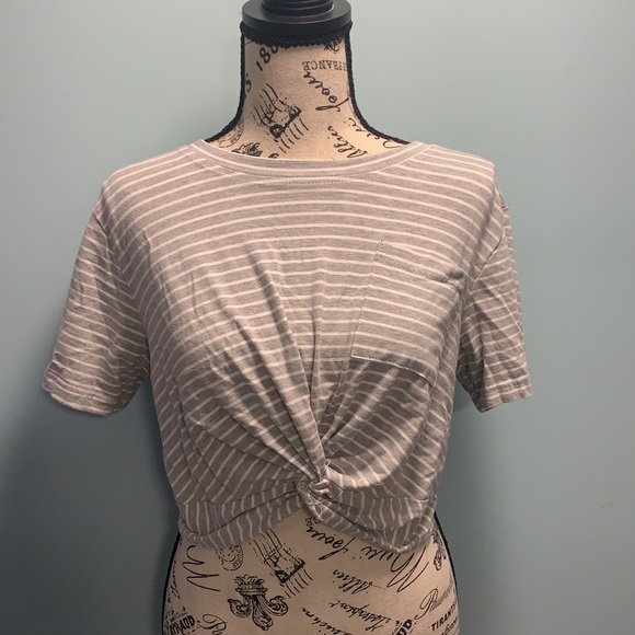 Cute bundle 🖤 - Picture 2 of 5